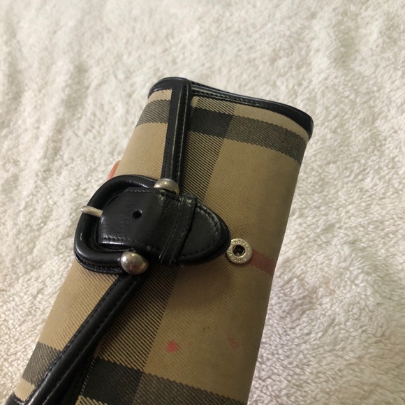 Authentic Burberry Large Wallet - Picture 5 of 7